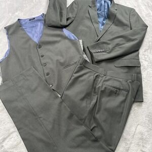 J Ferrar 3 Piece Suit Mens 44L Jacket Vest & 38X32 Pants Dark Gray Pin Stripe